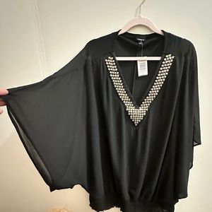 NWT Torrid chiffon overlay studded blouse